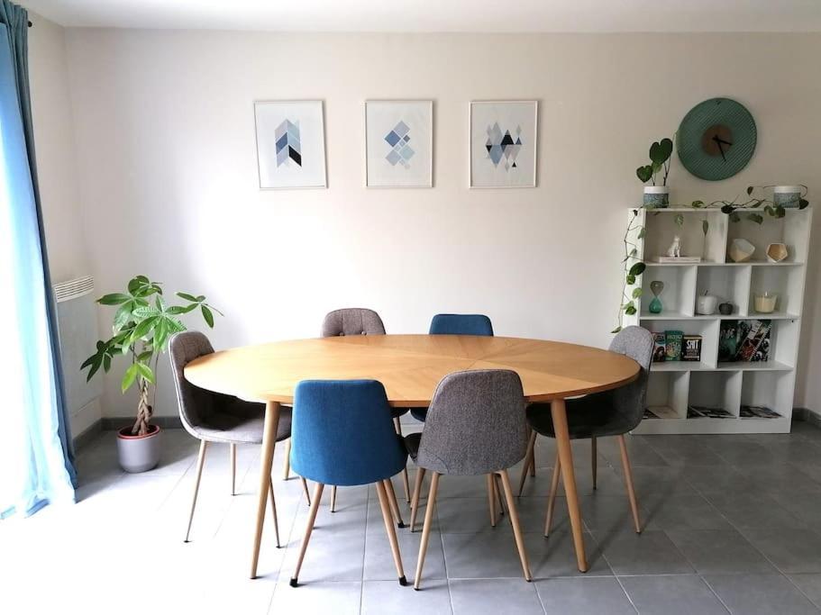 Maison Calme Avec Jardin Proche De Toulouse Luaran gambar