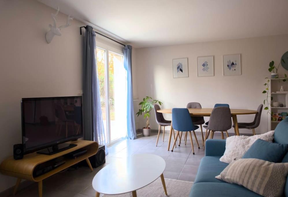 Maison Calme Avec Jardin Proche De Toulouse Luaran gambar